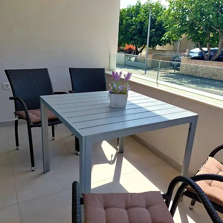 Apartament Adria *