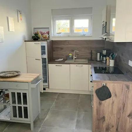 Adria Apartment Vir